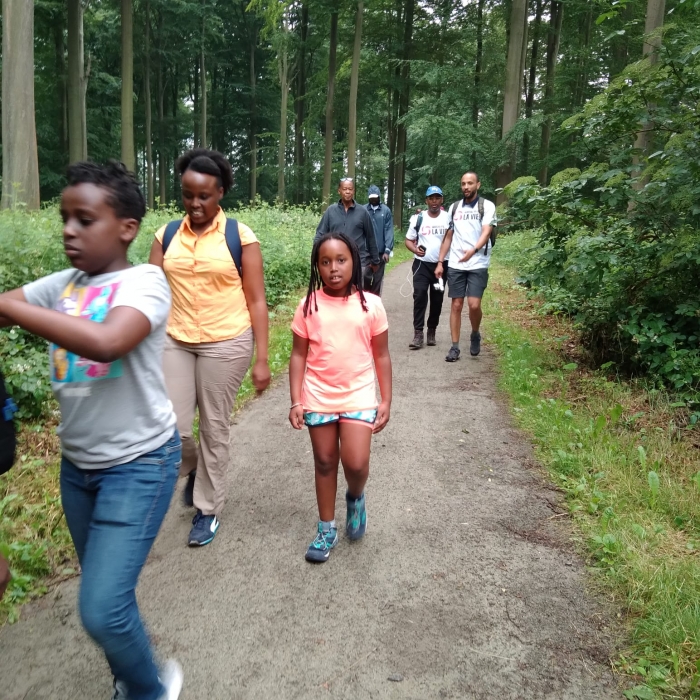 La diaspora rwandaise en Belgique découvre la philosophie du vivre ensemble en marchant